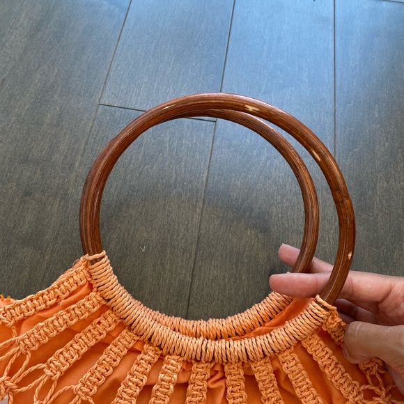 Orange crochet purse - Picture 2 of 4